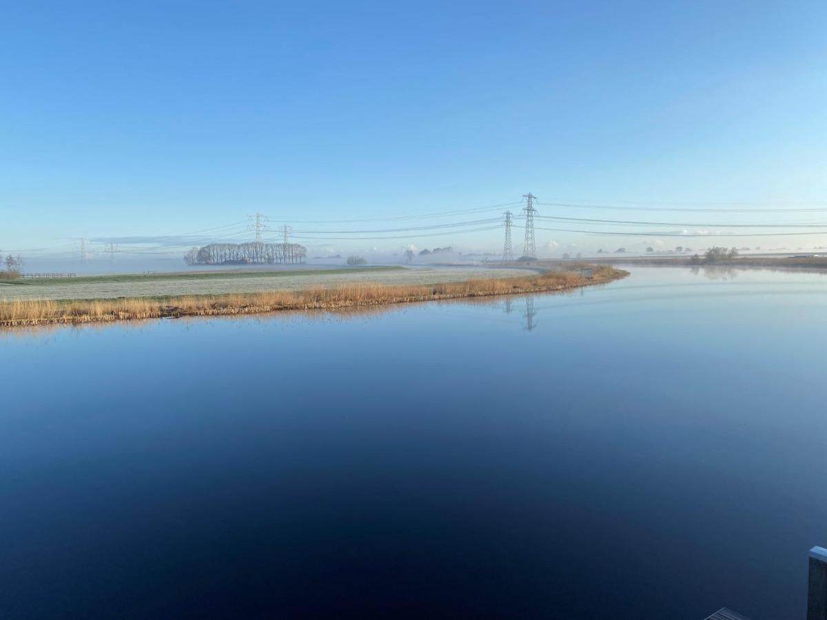 B&B Ganzendiep Aan Het Water Grafhorst Exteriör bild