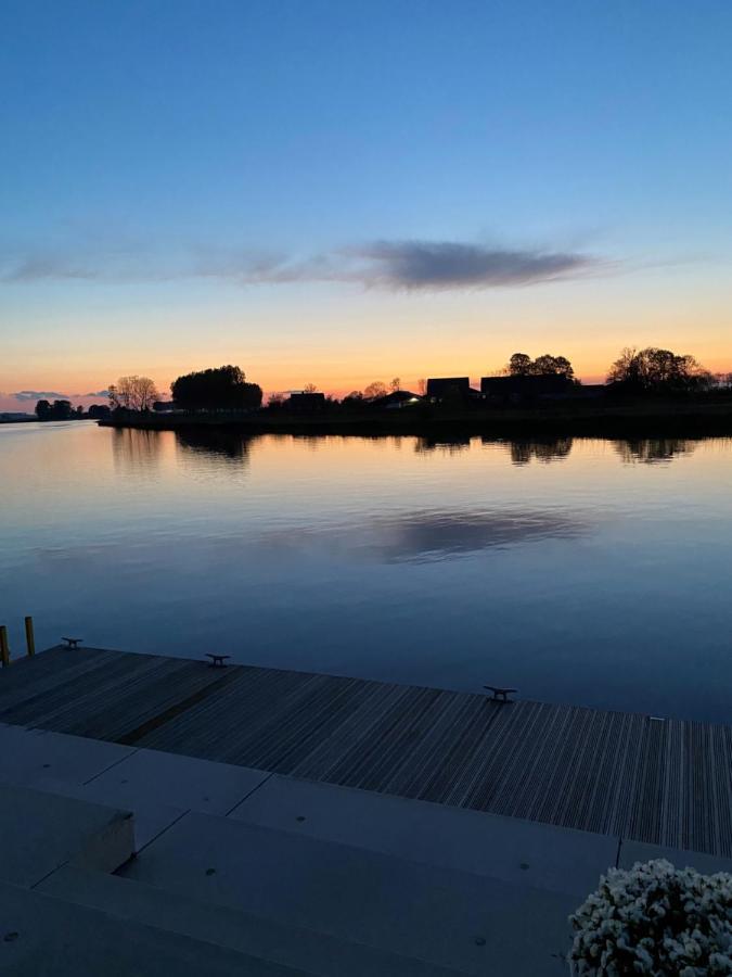 B&B Ganzendiep Aan Het Water Grafhorst Exteriör bild